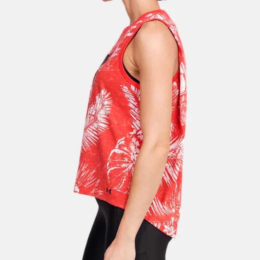🌸SALE🌸 Under Armour Project Rock Aloha Camo Tank Red Women's Size 1359351 608 - Picture 3 of 7